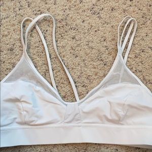 Lululemon sports bra size 10